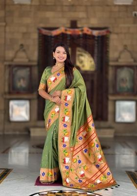 Mehendi Zari Woven Silk Saree Set
