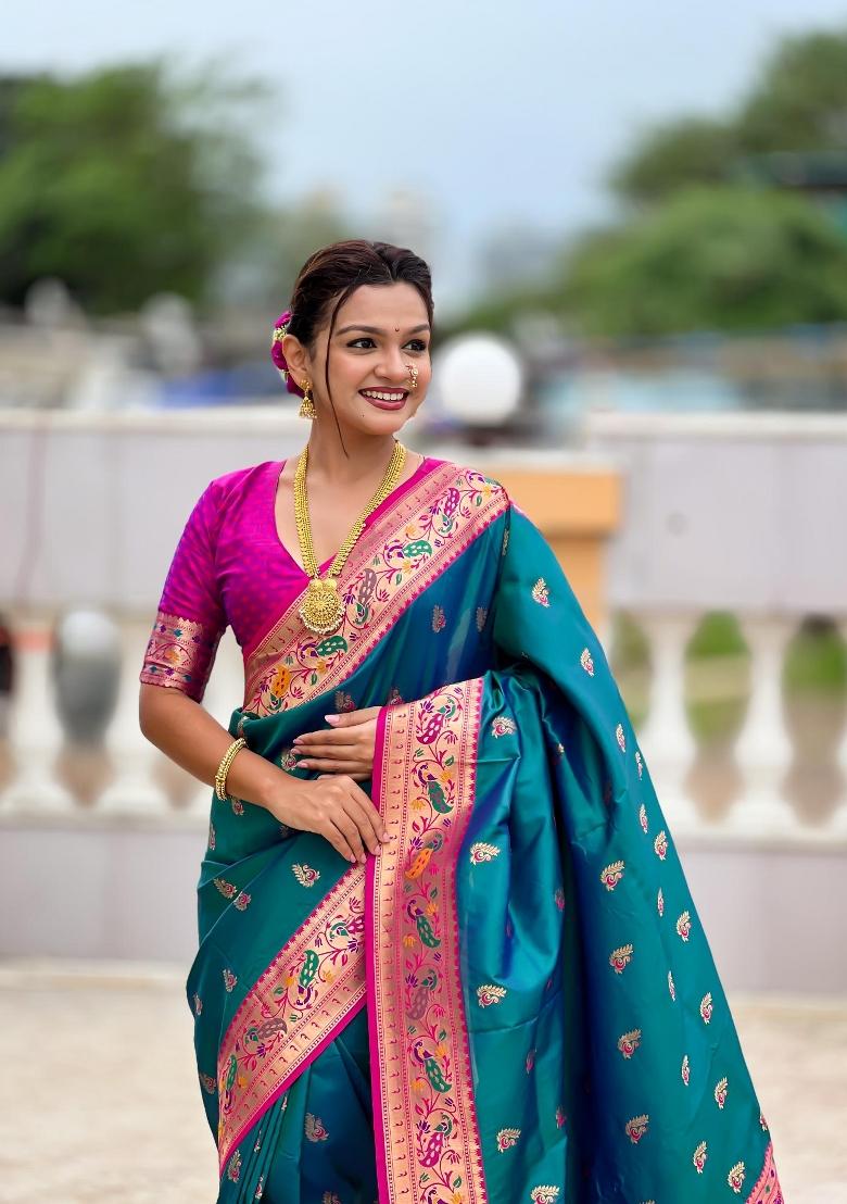 Rama Green Zari Woven Silk Saree Set - Indya