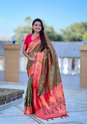 Mehendi Zari Woven Silk Saree Set
