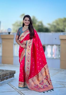 Pink Zari Woven Silk Saree Set