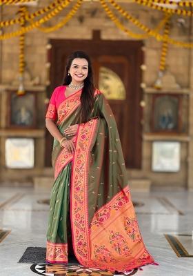 Mehendi Zari Woven Silk Saree Set