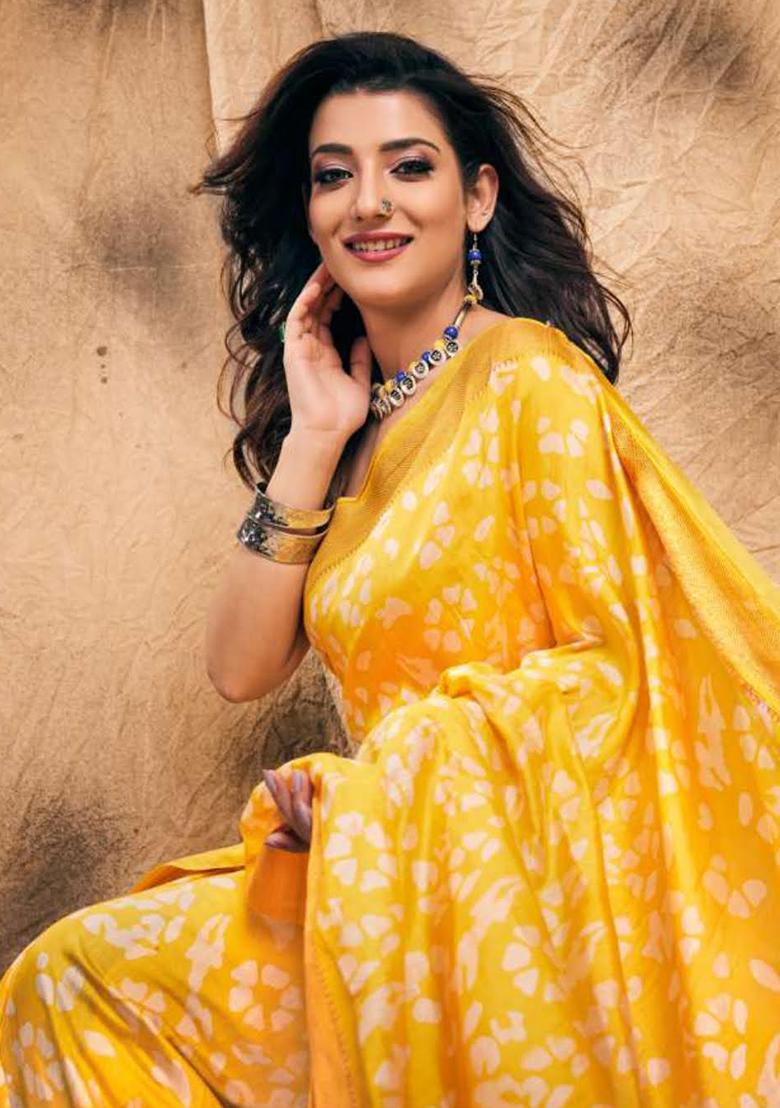 Yellow Printed Chanderi Saree Set - Indya
