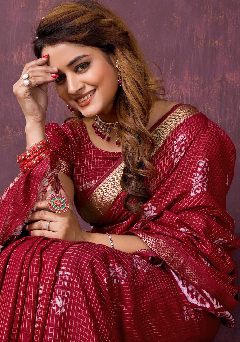 Red Printed Chanderi Saree Set - Indya