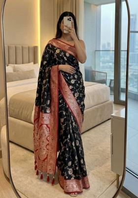 Black Zari Work Banarasi Saree Set