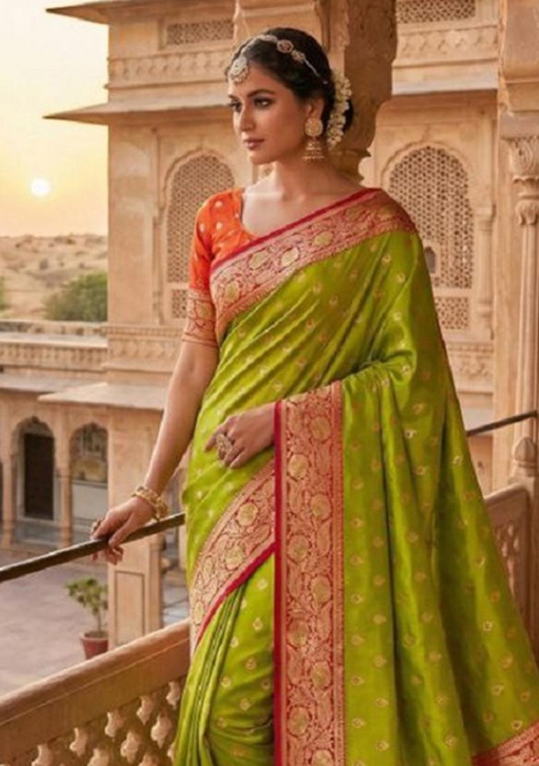 Parrot Green Zari Work Banarasi Saree Set - Indya