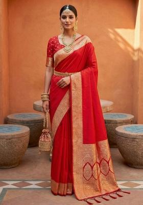 Red Zari Work Banarasi Saree Set