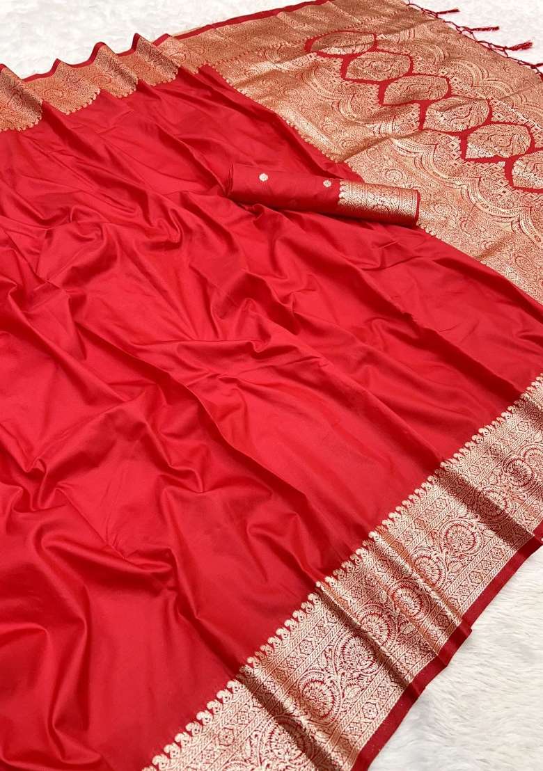 Red Zari Work Banarasi Saree Set for Diwali and Festive Wear - Indya