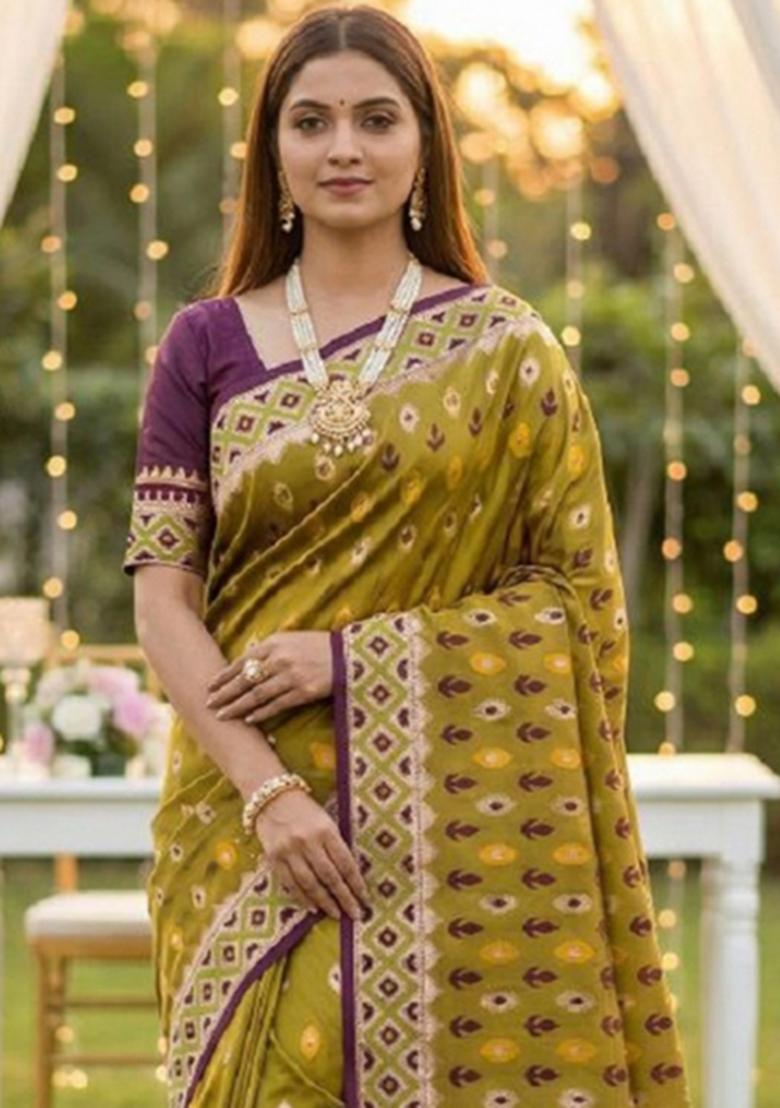 Mustard Zari Work Banarasi Saree Set - Indya