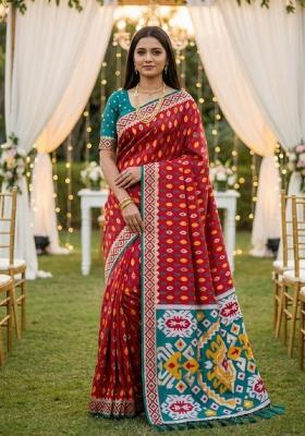 Pink Zari Work Banarasi Saree Set