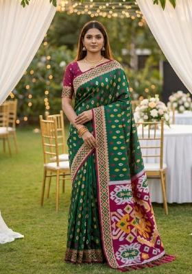 Green Zari Work Banarasi Saree Set