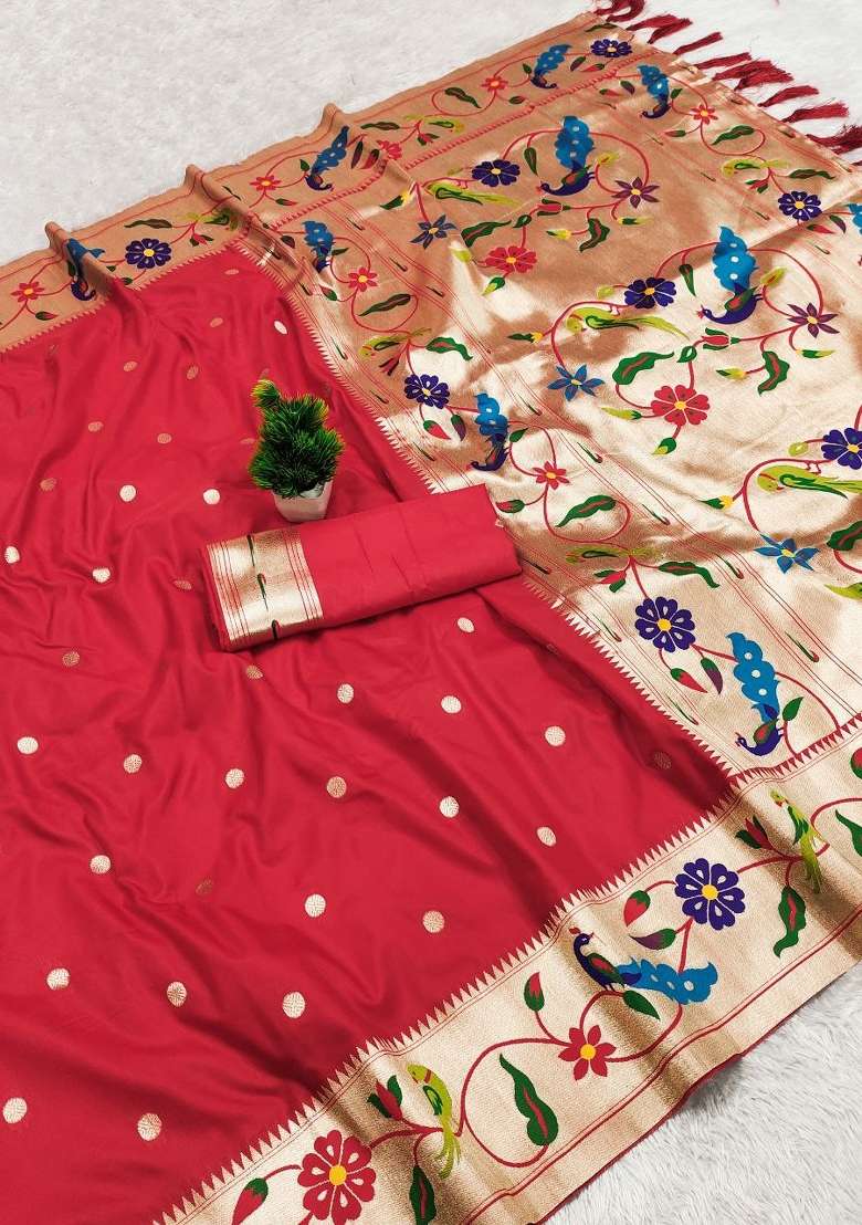 Red Banarasi Saree Set with Zari Work for Diwali | Wedding & Festive Wear - Indya