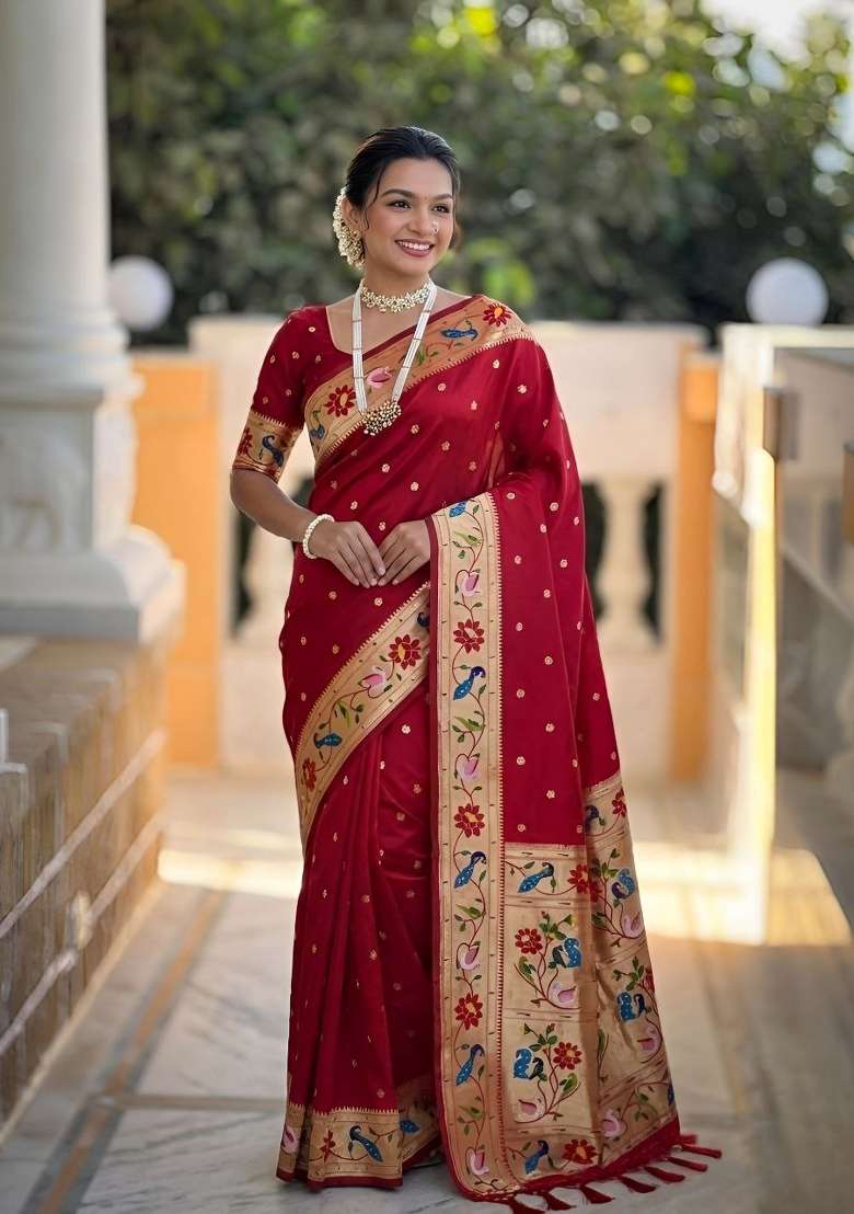 Red Zari Work Banarasi Saree Set for Diwali and Festive Wear - Indya