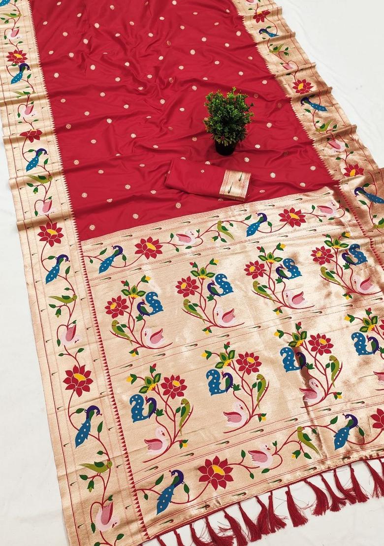 Red Zari Work Banarasi Saree Set - Indya