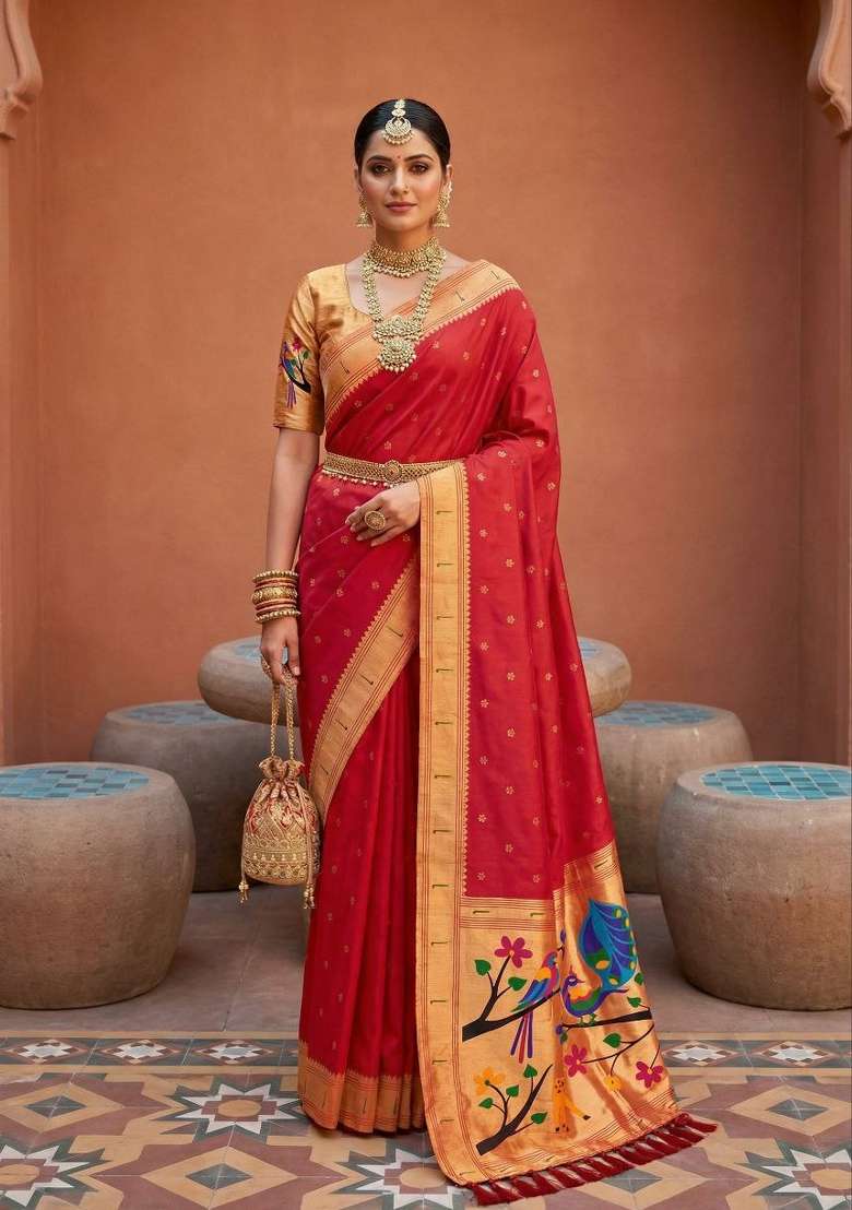 Red Banarasi Saree Set with Zari Work for Diwali | Wedding & Festive Wear - Indya