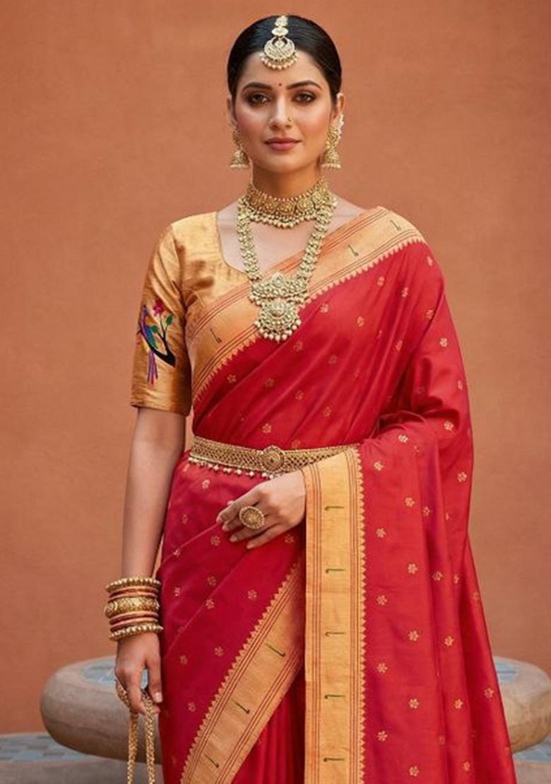 Red Zari Work Banarasi Saree Set - Indya