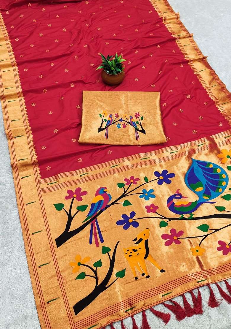 Red Banarasi Saree Set with Zari Work for Diwali | Wedding & Festive Wear - Indya