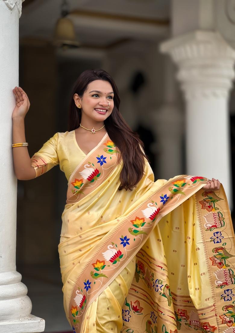 Cream Zari Work Banarasi Saree Set - Indya