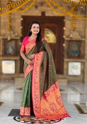 Green Zari Work Banarasi Saree Set
