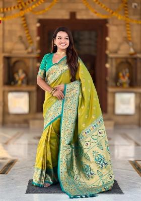 Lemon Zari Work Banarasi Saree Set