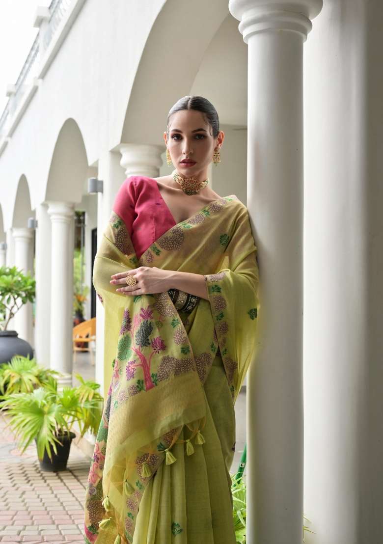 Pista Solid Chanderi Saree Set - Indya
