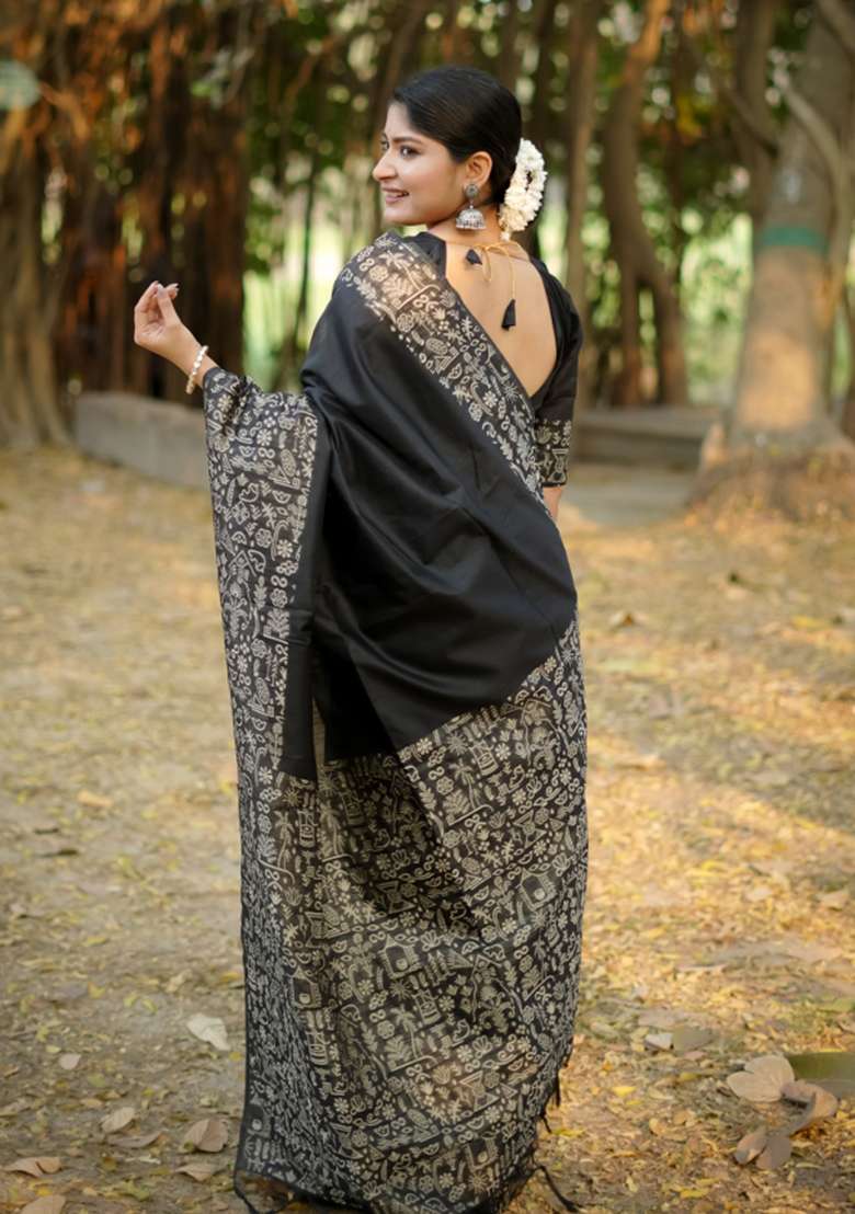 Black Solid Silk Blend Saree Set - Indya