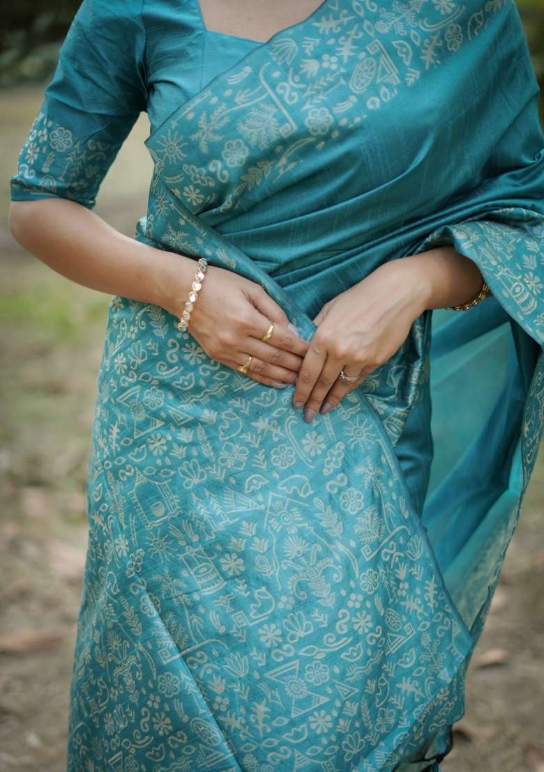 Firozi Solid Silk Blend Saree Set - Indya
