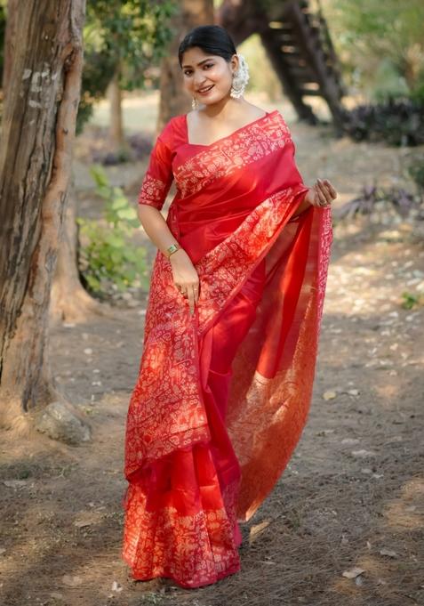 Red Solid Silk Saree Set — view on Indya