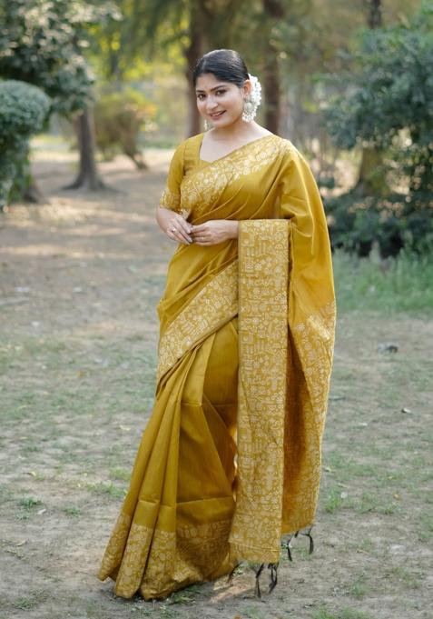 Yellow Solid Silk Saree Set