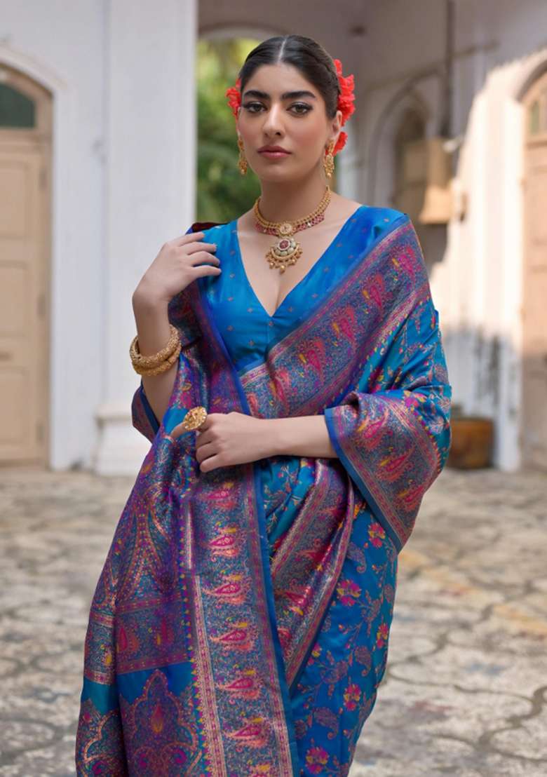 Firozi Solid Silk Blend Saree Set - Indya