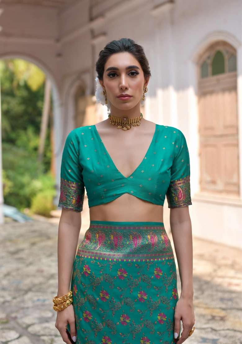 Rama Solid Silk Blend Saree Set - Indya