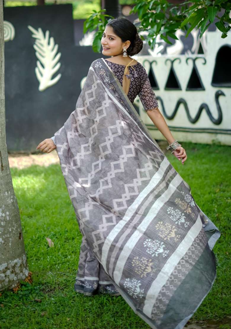 Grey Solid Silk Blend Saree Set - Indya