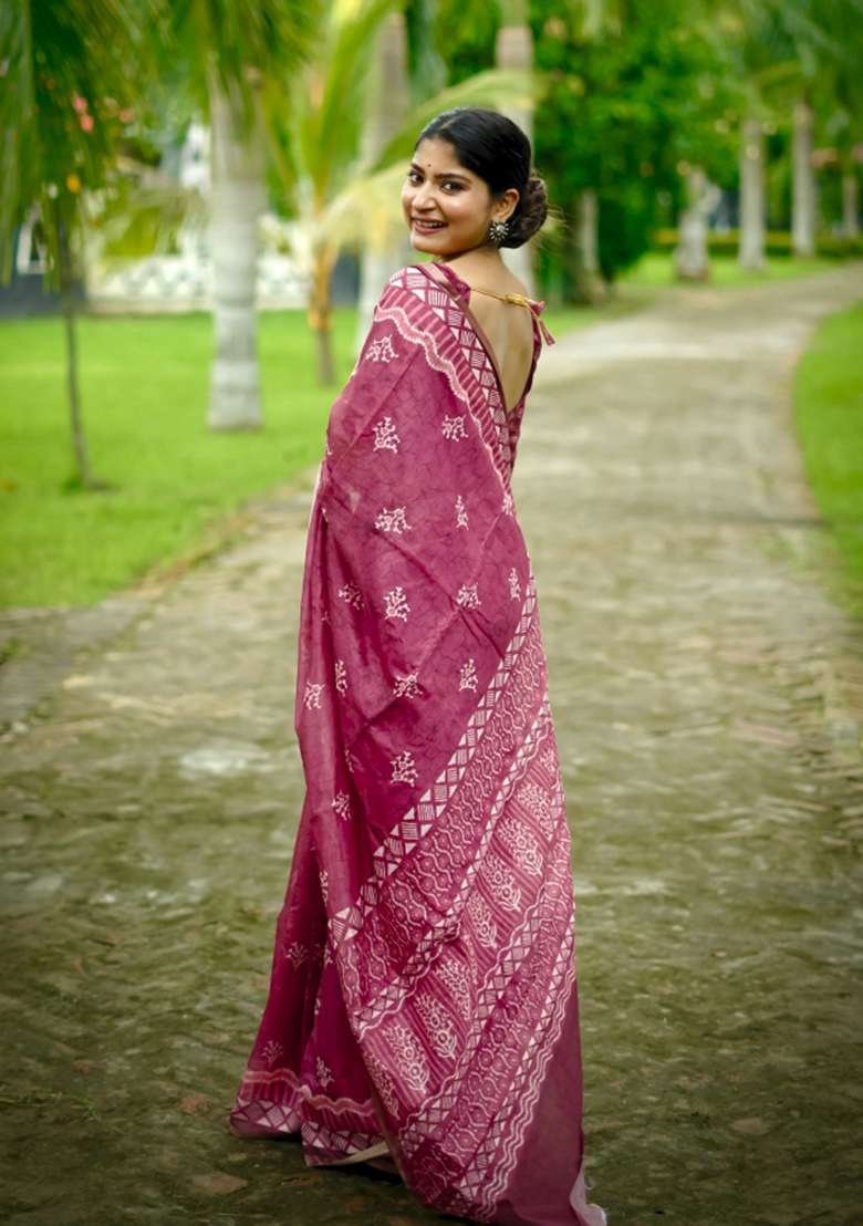 Pink Solid Silk Blend Saree Set - Indya