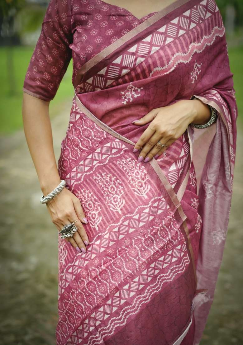 Pink Solid Silk Blend Saree Set - Indya