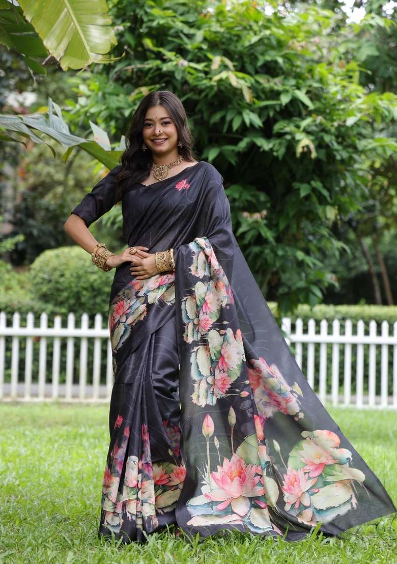 Black Solid Silk Blend Saree Set - Indya