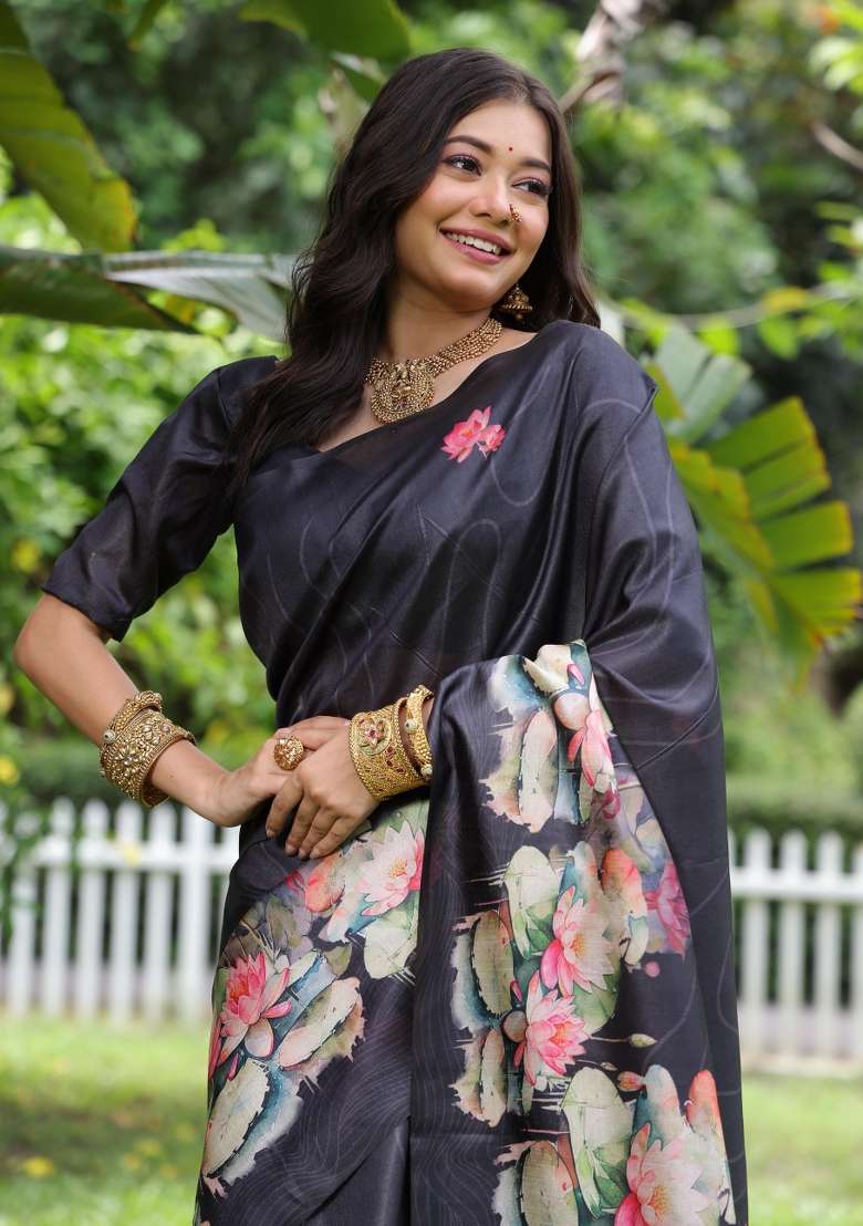 Black Solid Silk Blend Saree Set - Indya