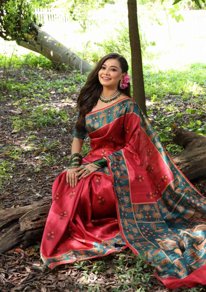 Red Solid Silk Blend Saree Set - Indya