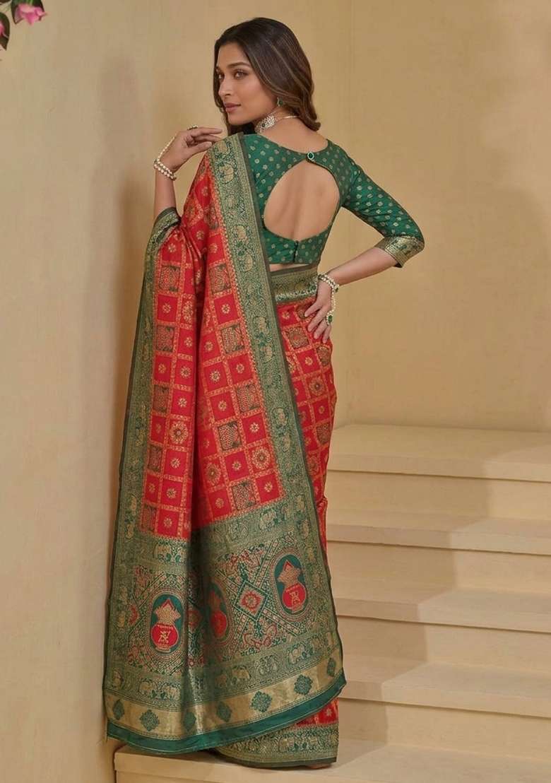 Red Zari Work Banarasi Saree Set for Diwali and Festive Wear - Indya