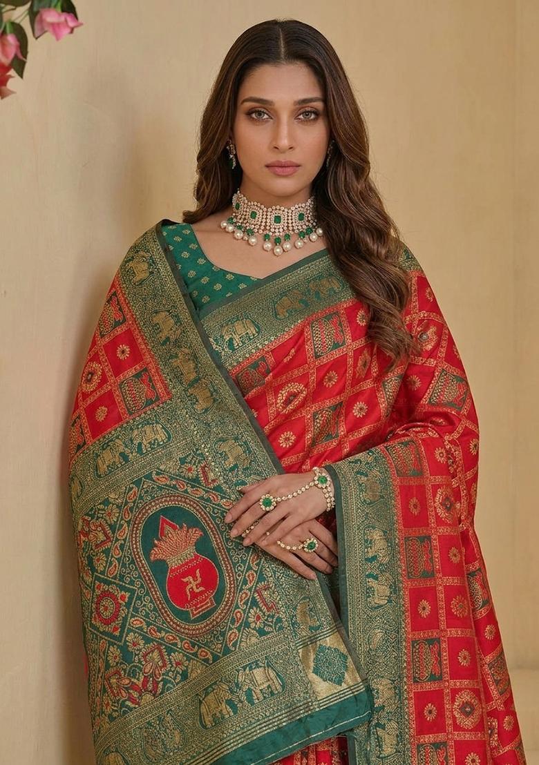 Red Zari Work Banarasi Saree Set - Indya