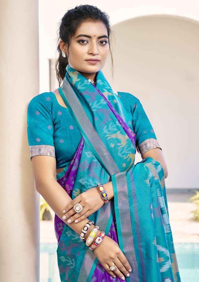 Violet Woven Zari Work Pochampalli Silk Blend Saree Set for Diwali and Festive Wear - Indya