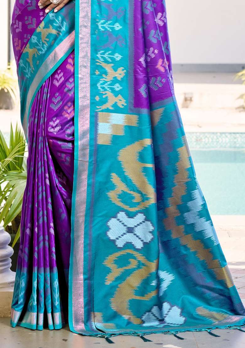 Violet Woven Zari Work Pochampalli Silk Blend Saree Set for Diwali and Festive Wear - Indya