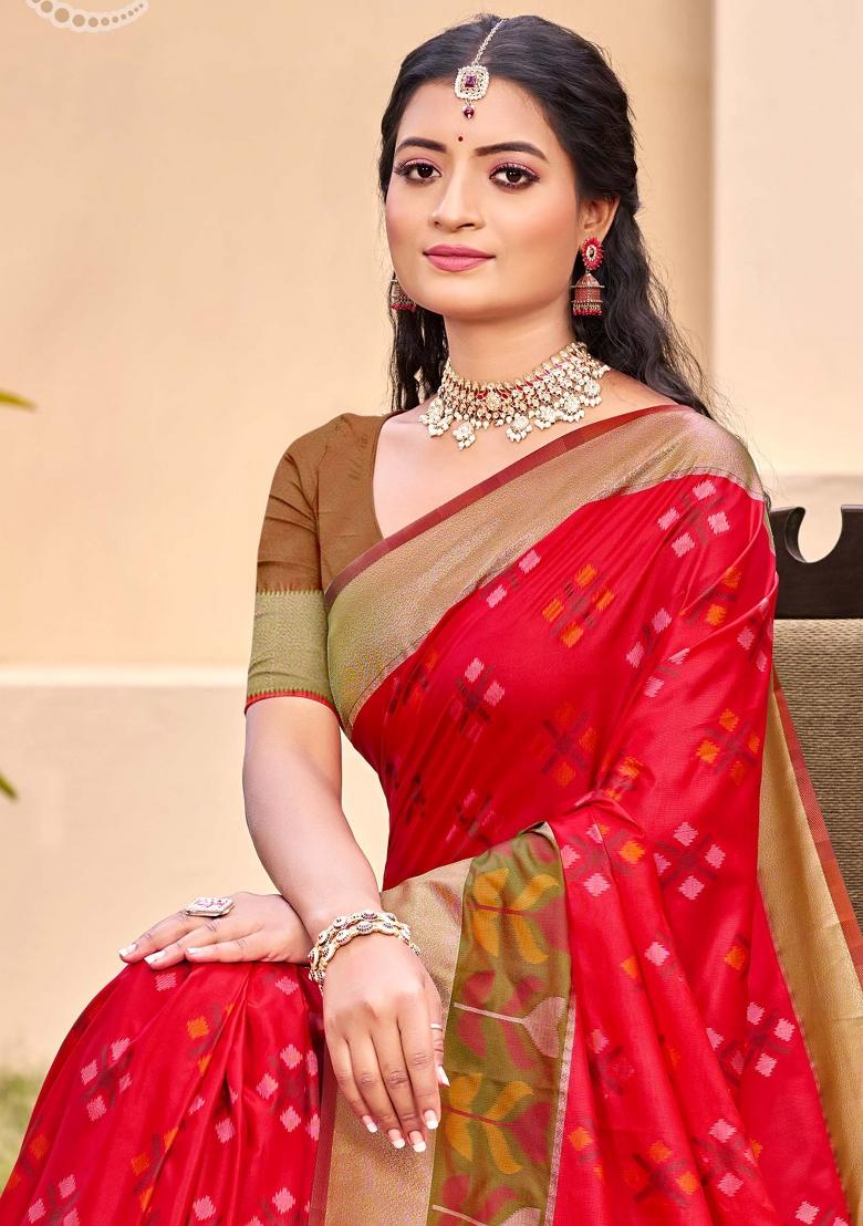 Red Woven Zari Work Pochampalli Silk Saree Set - Indya