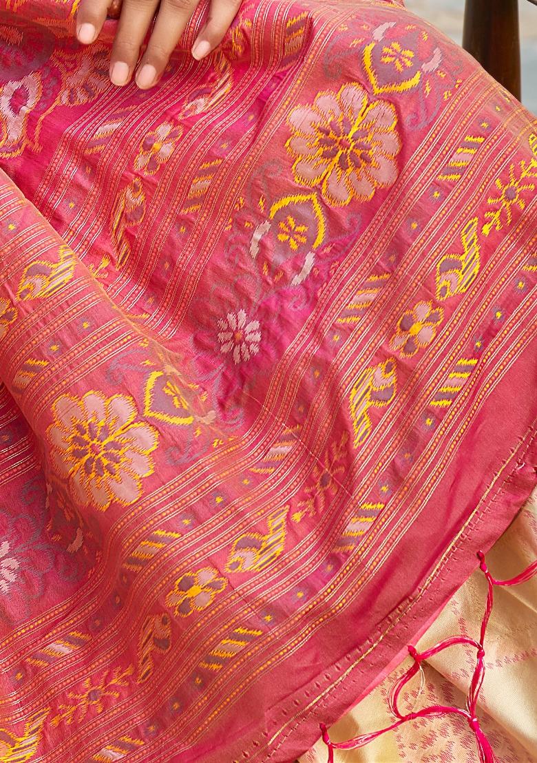 Cream Woven Zari Work Pochampalli Silk Saree Set - Indya