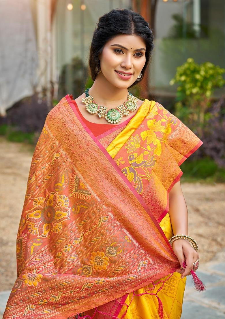 Yellow Woven Zari Work Pochampalli Silk Saree Set - Indya