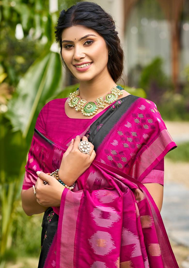 Black And Pink Woven Zari Work Pochampalli Silk Saree Set - Indya