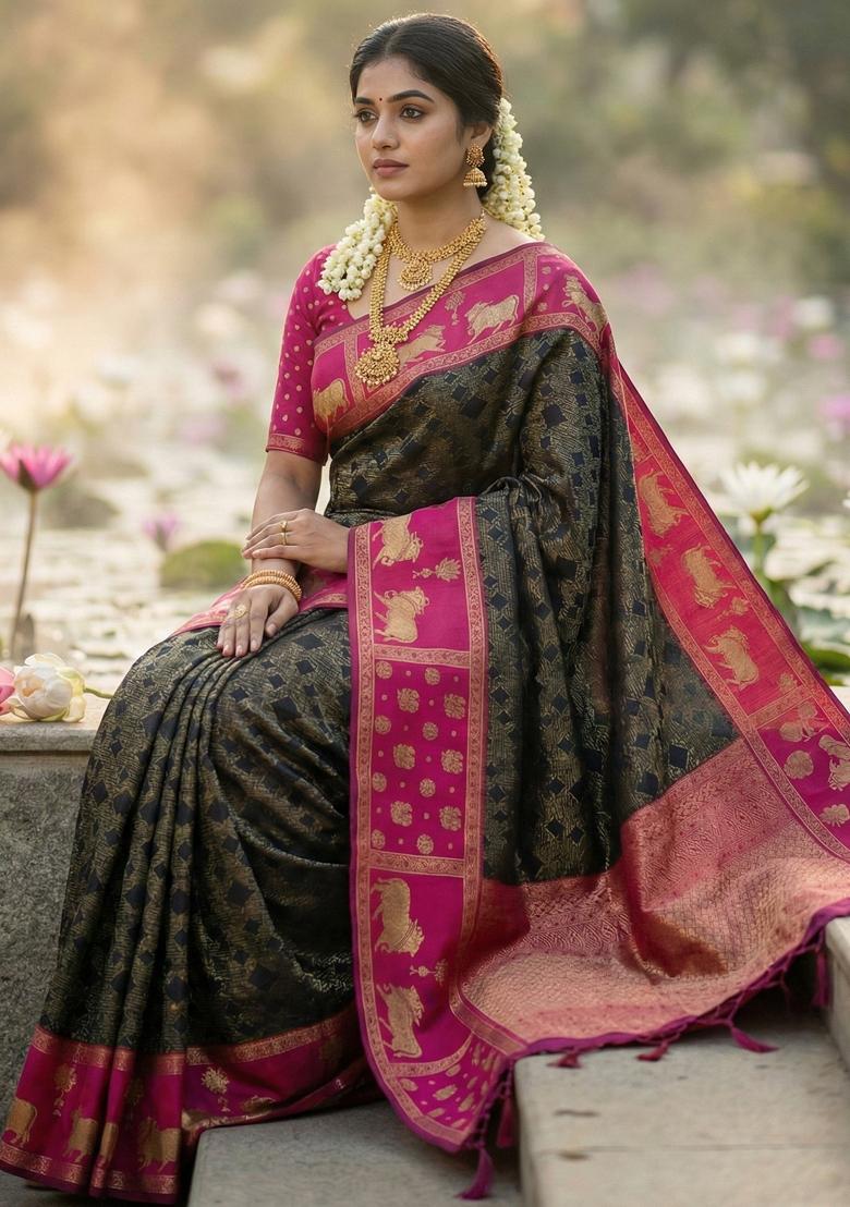 Black Woven Zari Work Kanjivaram Silk Saree Set - Indya