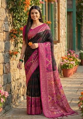 Black And Pink Woven Zari Work Pochampalli Silk Saree Set
