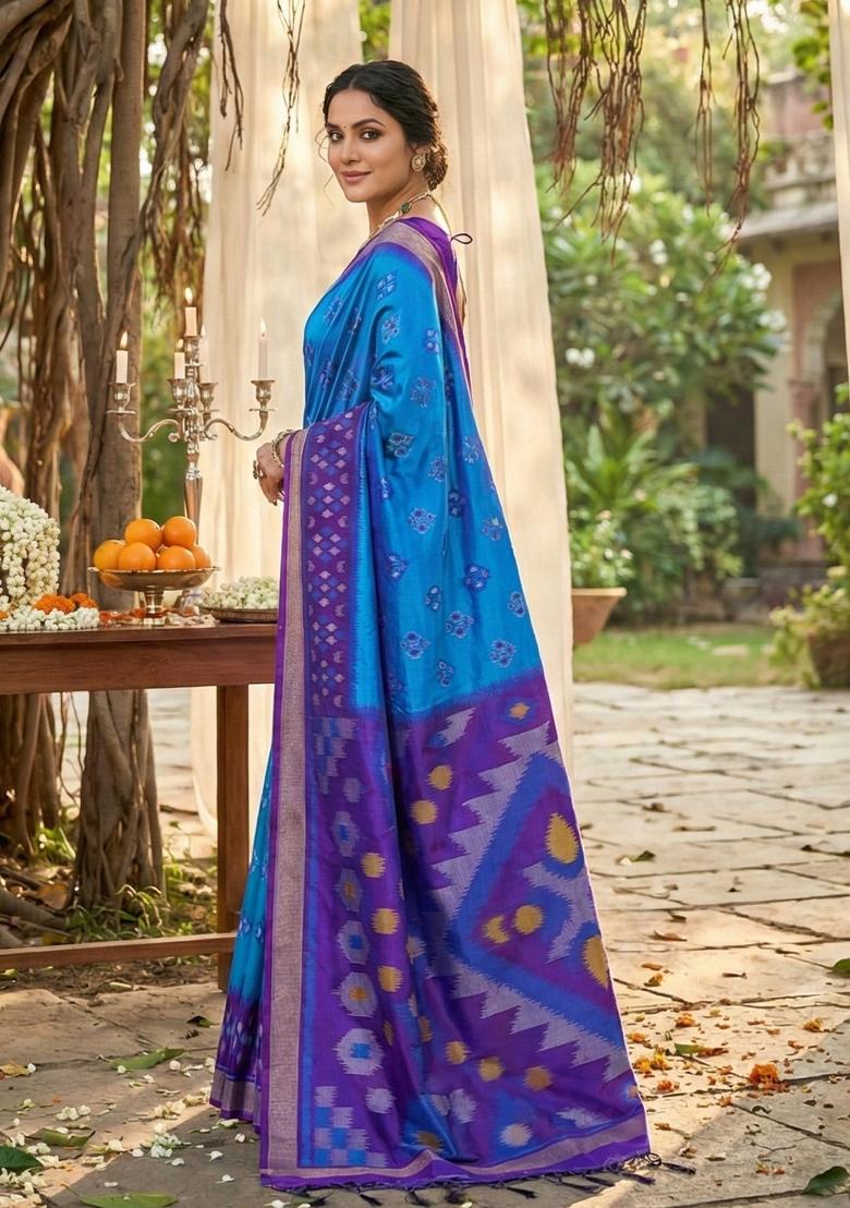 Blue Woven Zari Work Pochampalli Silk Saree Set - Indya