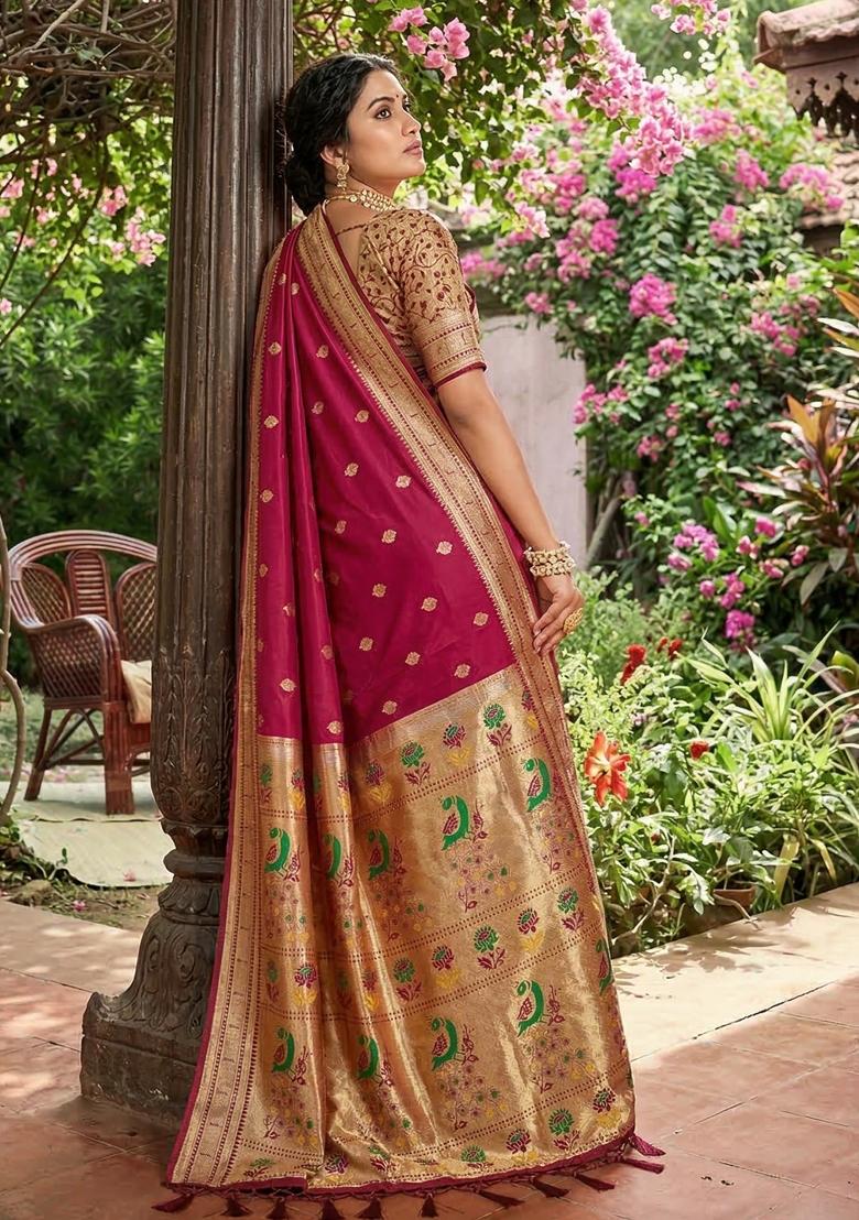 Magenta Woven Zari Work Paithani Silk Saree Set - Indya