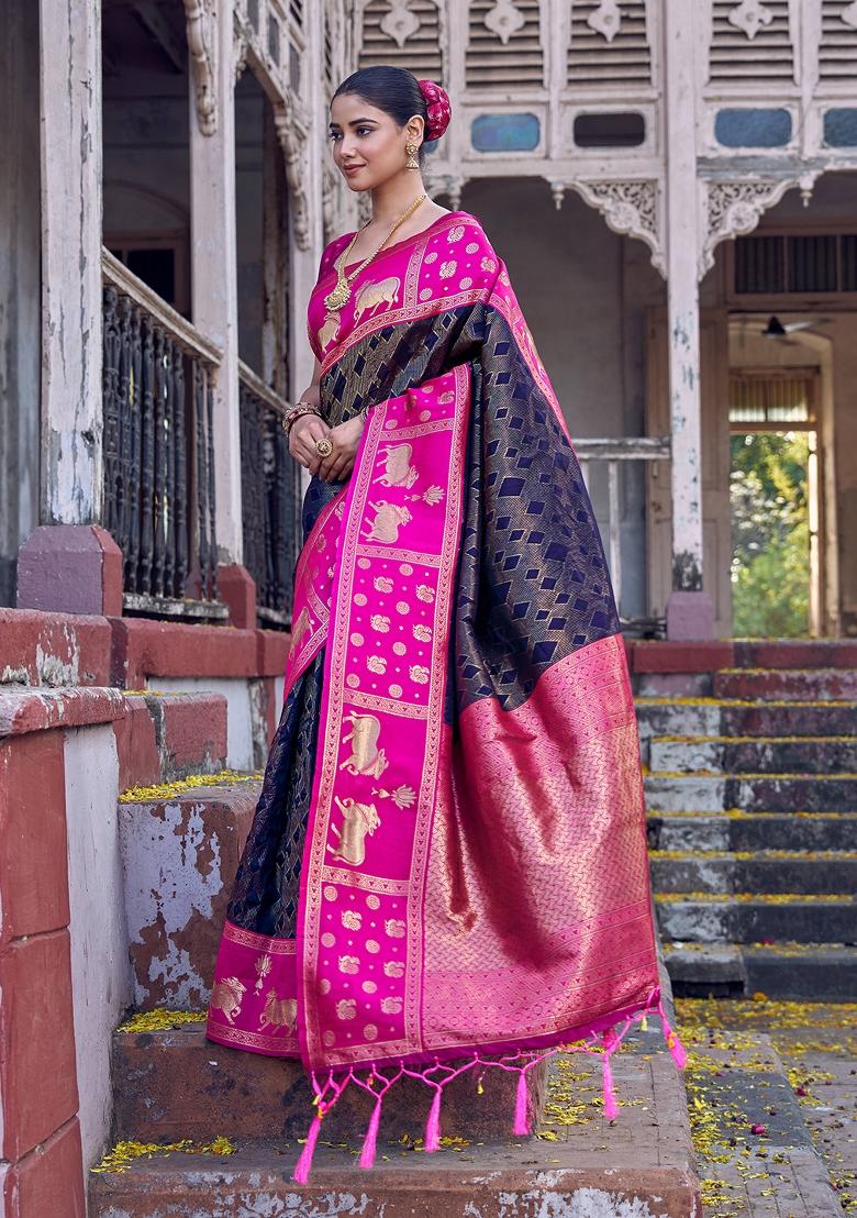 Black Woven Zari Work Kanjivaram Silk Saree Set - Indya