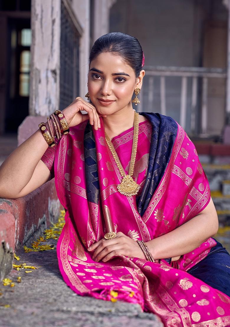 Black Woven Zari Work Kanjivaram Silk Saree Set - Indya